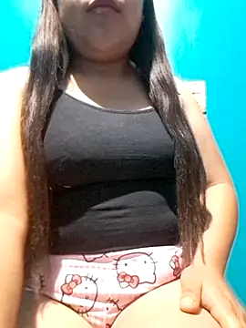 Snapshot of YiiZ_019 chatting on 12, 4, 2026 YiiZ 019 online show from 12, 4, 2026