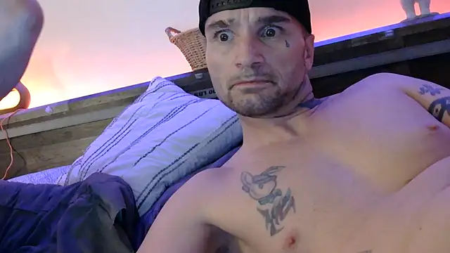 dropanddrippy1 online show from 27, 3, 2026