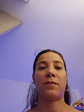 Snapshot of miaeyex chatting on 23, 6, 2026 miaeyex online show from 23, 6, 2026