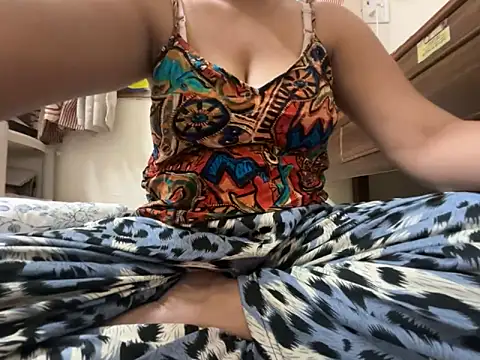 Snapshot of Noor_Sexy02 chatting on 8, 6, 2026 Noor Sexy02 online show from 8, 6, 2026