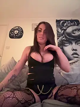 Eviehudson online show from 29, 3, 2026