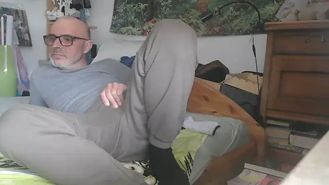 Thomate24 online show from 9, 4, 2026