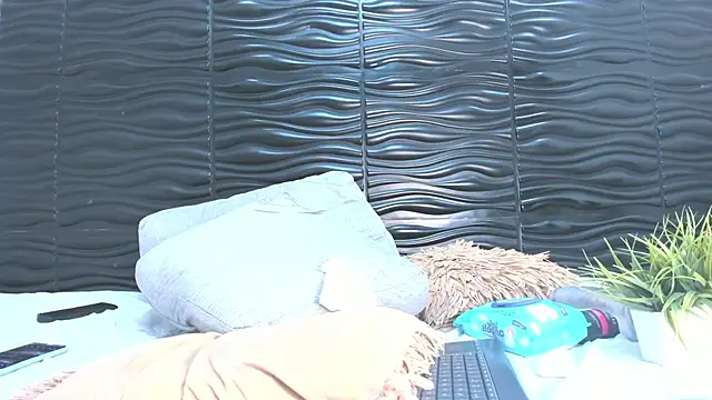 Katia Prince online show from 21, 4, 2026