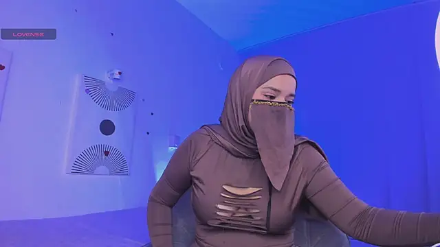 Snapshot of Aminaa_Kaarim chatting on 14, 7, 2026 Aminaa Kaarim online show from 14, 7, 2026
