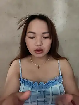Snapshot of Mina_xYx chatting on 2, 8, 2026 Mina xYx online show from 2, 8, 2026