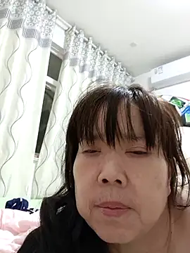 Snapshot of xushour chatting on 23, 4, 2026 xushour online show from 23, 4, 2026