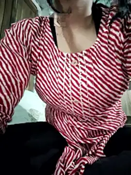 model seela online show from 11, 4, 2026