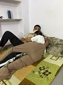 Sex queen aavaya online show from 16, 3, 2026