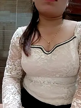 Snapshot of Sury_sexyy chatting on 25, 3, 2026 Sury sexyy online show from 25, 3, 2026