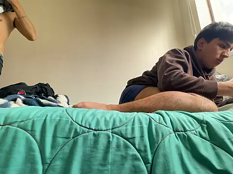 latingaycouple online show from 16, 3, 2026