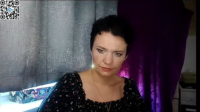 HotMamaQueen234 online show from 23, 6, 2026