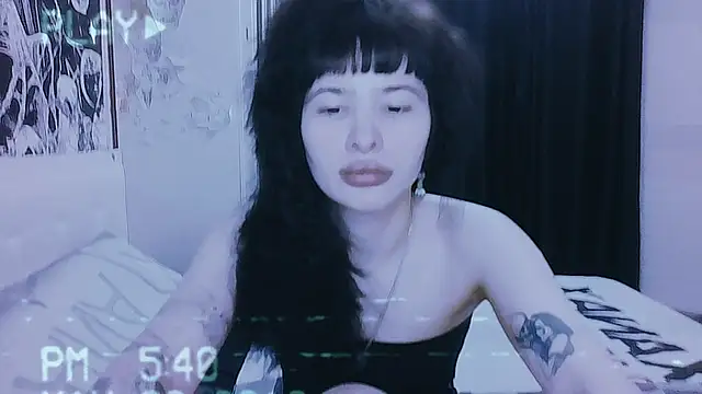Snapshot of AllisonDeetz chatting on 8, 7, 2026 AllisonDeetz online show from 8, 7, 2026
