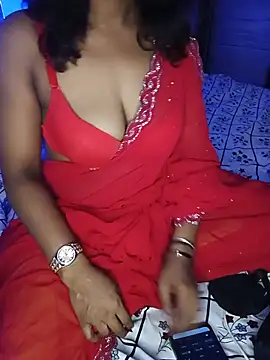 mayakapoor880 online show from 15, 5, 2026