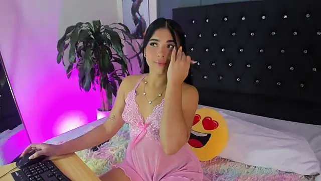ChloeSterling online show from 25, 5, 2026