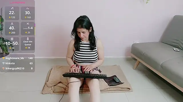 Snapshot of Zara_Fire chatting on 18, 5, 2026 Zara Fire online show from 18, 5, 2026