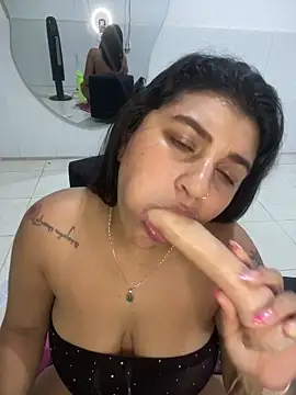 Mia rouseee online show from 7, 4, 2026