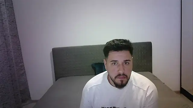 Snapshot of Gianiboy99 chatting on 6, 5, 2026 Gianiboy99 online show from 6, 5, 2026