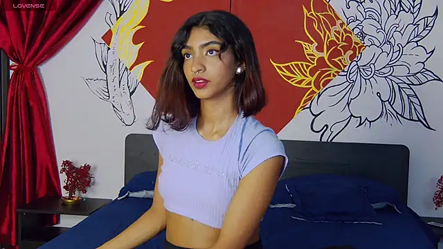 Snapshot of Hottie_Veronica chatting on 11, 5, 2026 Hottie Veronica online show from 11, 5, 2026