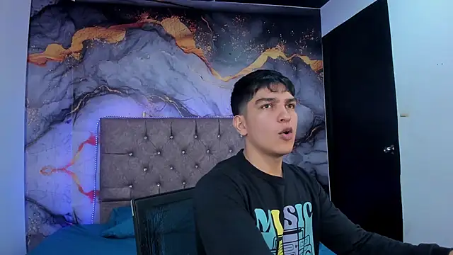 Snapshot of ZytherWolf chatting on 17, 3, 2026 ZytherWolf online show from 17, 3, 2026