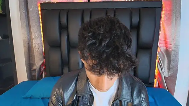 MaxiimoRomano  online show from 19, 6, 2026
