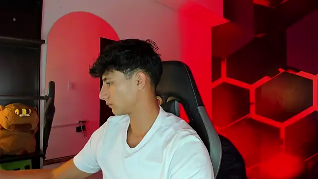 MaxiimoRomano  online show from 24, 6, 2026