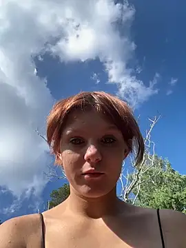 Snapshot of NinaParri chatting on 14, 7, 2026 NinaParri online show from 14, 7, 2026