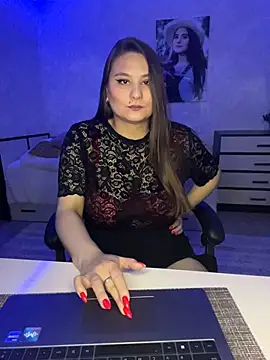 AgathaMyers online show from 21, 7, 2026