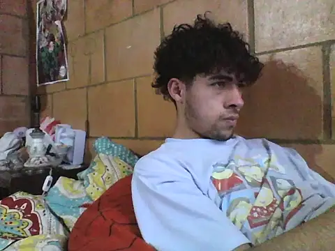 Snapshot of Bbunny_boy chatting on 28, 3, 2026 Bbunny boy online show from 28, 3, 2026