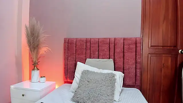 JuliethDior online show from 27, 3, 2026