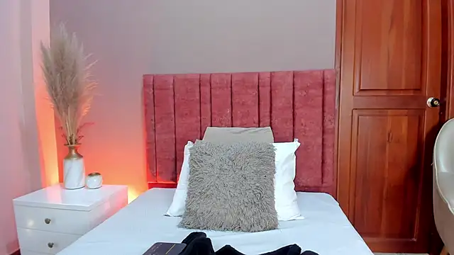 JuliethDior online show from 28, 3, 2026