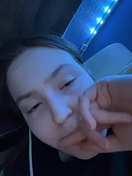 charmingggirl online show from 31, 3, 2026