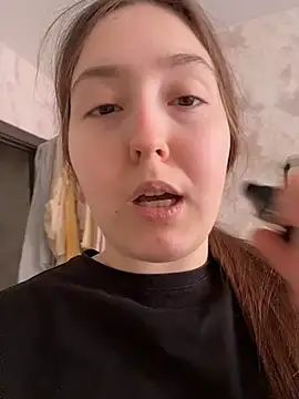 charmingggirl online show from 5, 4, 2026