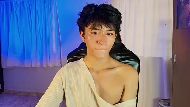 Snapshot of cococumps chatting on 19, 6, 2026 cococumps online show from 19, 6, 2026