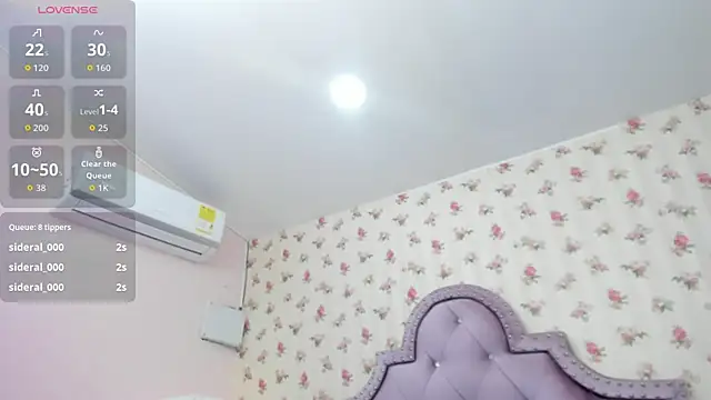 Snapshot of crystal_watson0 chatting on 25, 7, 2026 crystal watson0 online show from 25, 7, 2026