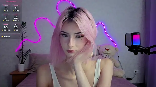 kittysocutie online show from 7, 7, 2026