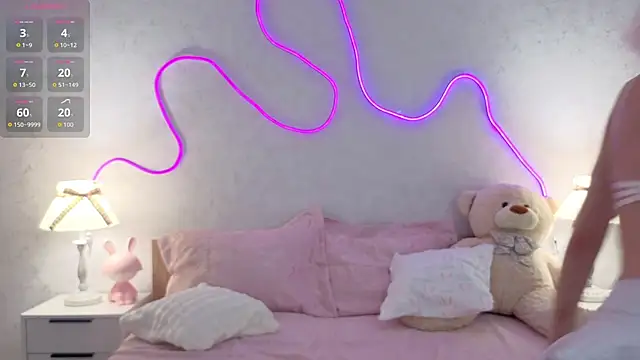 kittysocutie online show from 18, 7, 2026