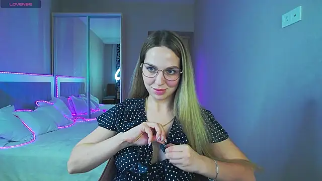 Alexandracandy online show from 20, 5, 2026