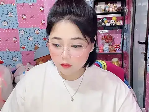 Snapshot of Nhanlu009 chatting on 3, 7, 2026 Nhanlu009 online show from 3, 7, 2026
