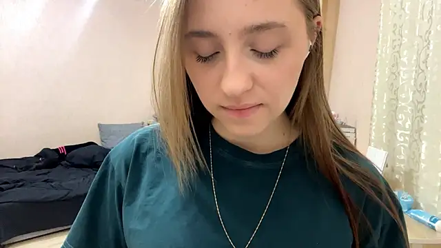 Vickyfaith online show from 15, 4, 2026