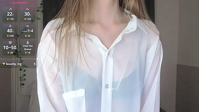 Snapshot of Emily_Nelsonn chatting on 27, 6, 2026 Emily Nelsonn online show from 27, 6, 2026