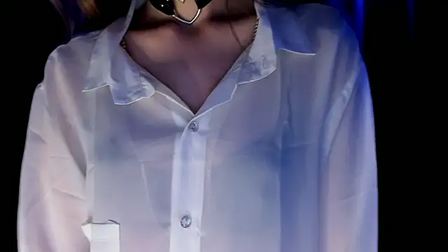 Snapshot of Emily_Nelsonn chatting on 13, 7, 2026 Emily Nelsonn online show from 13, 7, 2026