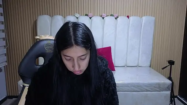 Snapshot of Melannyy_V chatting on 16, 4, 2026 Melannyy V online show from 16, 4, 2026