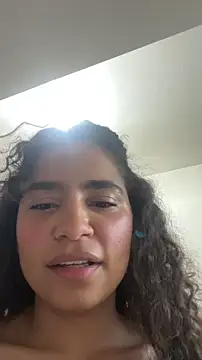 Snapshot of CinnamonRosa chatting on 31, 3, 2026 CinnamonRosa online show from 31, 3, 2026