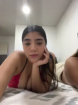 Snapshot of samatha_swet chatting on 2, 4, 2026 samatha swet online show from 2, 4, 2026