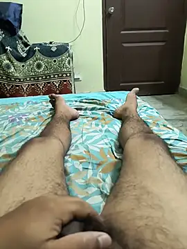 Snapshot of yoursTelugu_boy chatting on 8, 7, 2026 yoursTelugu boy online show from 8, 7, 2026