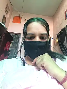 Snapshot of REENA-STRIP chatting on 25, 4, 2026 REENA-STRIP online show from 25, 4, 2026