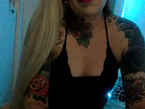 Snapshot of Cherrybabyxxx chatting on 17, 4, 2026 Cherrybabyxxx online show from 17, 4, 2026