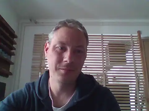 Snapshot of Userandmmm chatting on 13, 4, 2026 Userandmmm online show from 13, 4, 2026