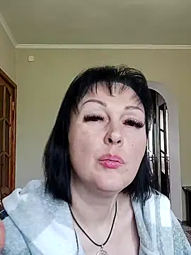 Snapshot of HelgaDennis chatting on 24, 4, 2026 HelgaDennis online show from 24, 4, 2026