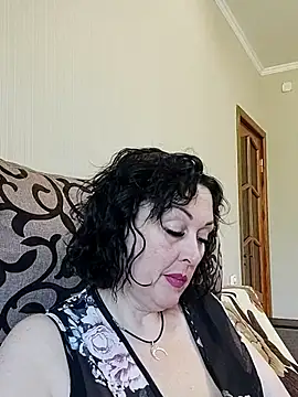 Snapshot of HelgaDennis chatting on 26, 5, 2026 HelgaDennis online show from 26, 5, 2026